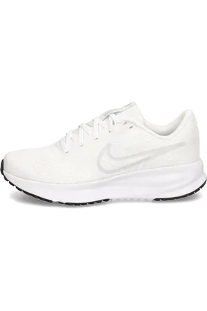 Nike Run Defy