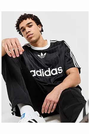 adidas Adicolor T