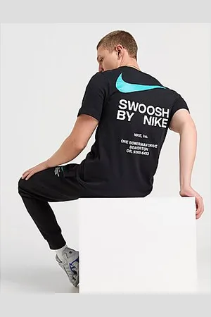 Nike Swoosh T