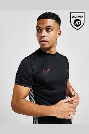 Nike Academy T