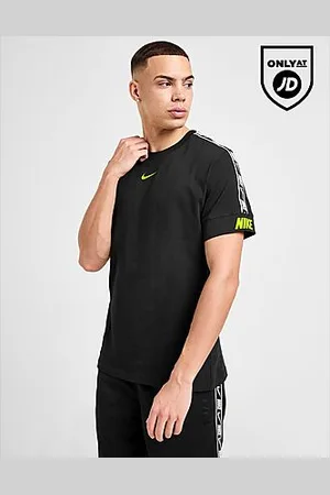 Nike Repeat Tape T