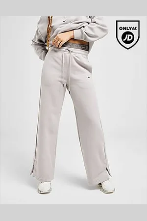Nike Graphic Swoosh Wide Leg Jogginghose