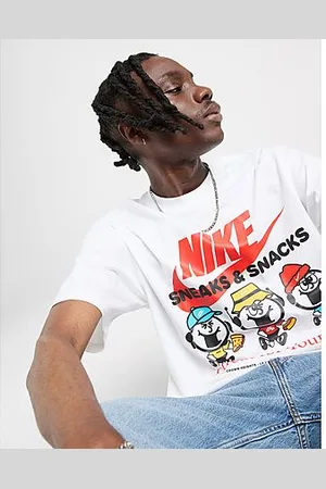 Nike Sneaks T