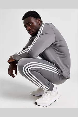 adidas Badge of Sport 3
