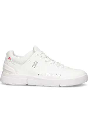 On Running Sneakers „the Roger Advantage“