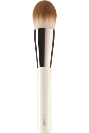 Week end à la Mer The Foundation Brush