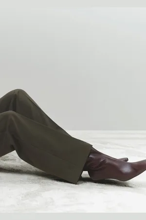 MANGO Lederstiefelette mit Karrée-Spitze - Damen - 40