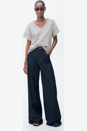 MANGO Streifen-T-Shirt mit V-Ausschnitt - Damen - M