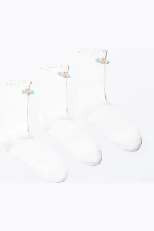 Monki 3-pack Ribbed Rose Socks