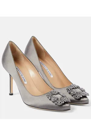 Manolo Blahnik Pumps Hangisi 90 aus Satin mit Kristallen