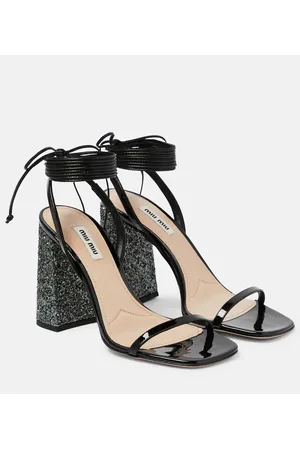 Miu Miu Sandalen aus Lackleder mit Glitter