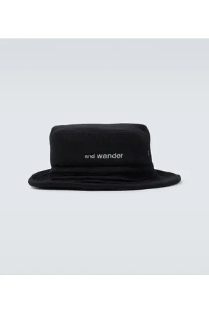 and wander Hut aus einem Wollgemisch