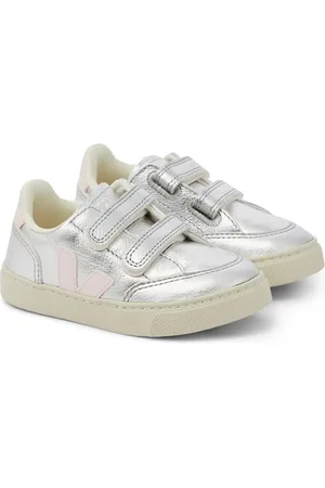 Veja Sneakers V-12 aus Metallic-Leder