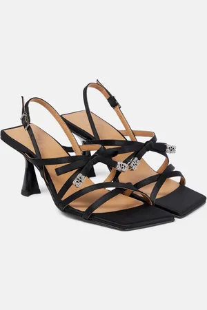 Ganni Verzierte Sandalen aus Satin