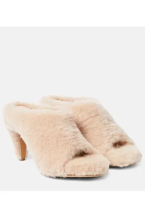 Khaite Pantoletten Marion aus Shearling