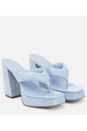 Gia Borghini Plateausandalen aus Lackleder