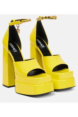VERSACE Plateausandalen Medusa Aevitas aus Lackleder