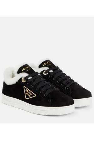 Prada Sneakers aus Veloursleder