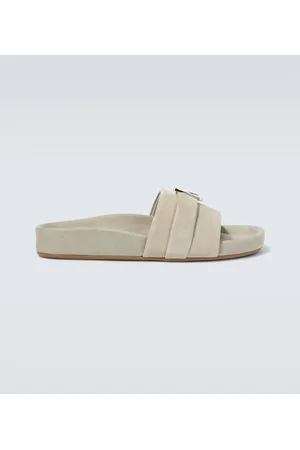 Christian Louboutin Verzierte Pantoletten aus Veloursleder