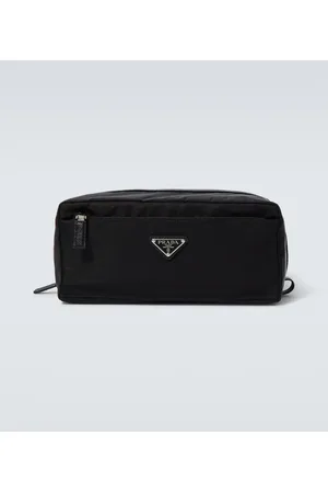 Prada Kosmetiketui aus Re-Nylon mit Leder