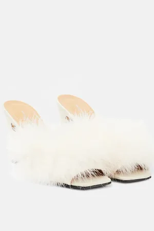 Maison Margiela Pantoletten mit Federn