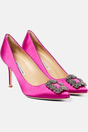 Manolo Blahnik Pumps Hangisi 90 aus Satin mit Kristallen
