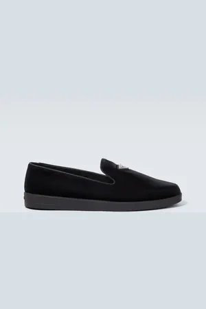 Prada Slip-Ons aus Samt