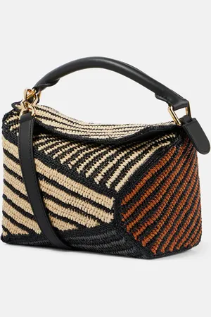 Loewe Tote Puzzle Edge Small aus Raffiabast