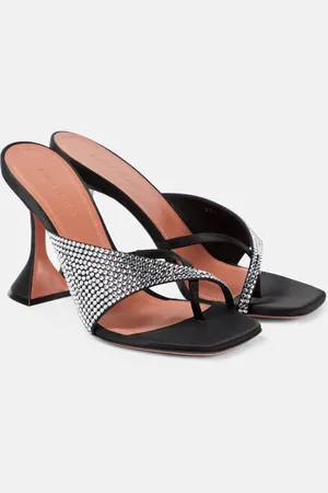 Amina Muaddi Sandalen Shiona aus Satin mit Kristallen