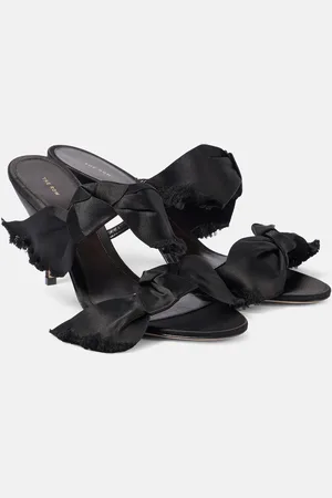 The Row Sandalen Vika aus Satin