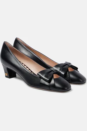 VALENTINO GARAVANI Pumps Bowow 45 aus Leder