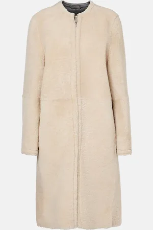 Totême Mantel aus Shearling