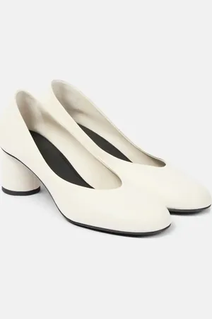 CO Pumps aus Leder