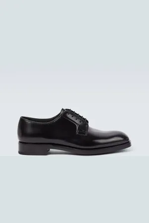 Prada Schnürschuhe aus Leder