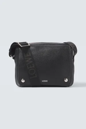 Loewe Messenger Bag Pebble Medium aus Leder