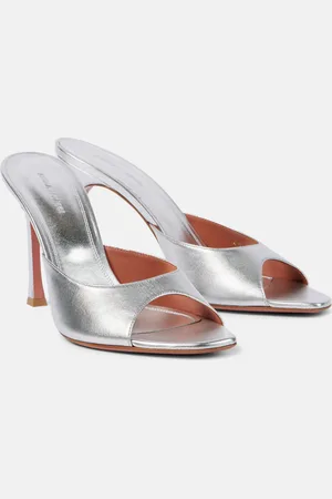 Amina Muaddi Pantoletten Alexa 95 aus Metallic-Leder