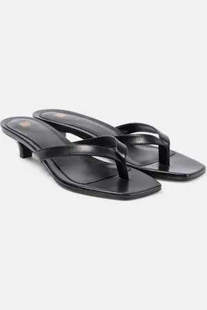 Totême Sandalen aus Leder