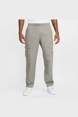 Nike ClubHerren-Cargohose