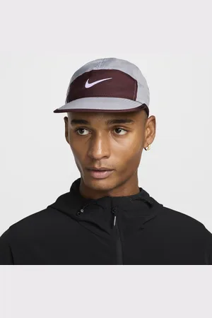 Nike Dri-FIT FlyUnstrukturierte Swoosh-Cap