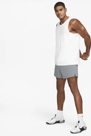 Nike Primary vielseitiges Dri-FIT-Tanktop für Herren