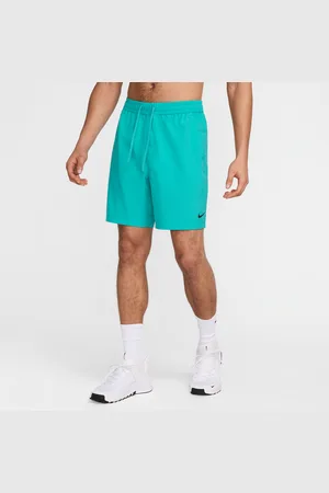Nike Form vielseitige Dri-FIT Herrenshorts ohne Futter (ca. 18 cm)