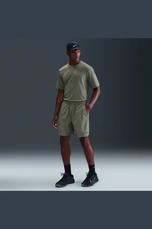 Nike FormVielseitige Dri-FIT Herrenshorts ohne Futter (ca. 18 cm)