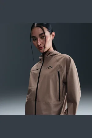 Nike Storm-FIT ADV Trail-Laufjacke (Damen)