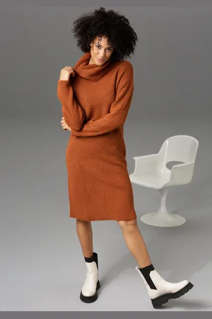 Aniston Strickkleid, mit halsfernem Rollkragen
