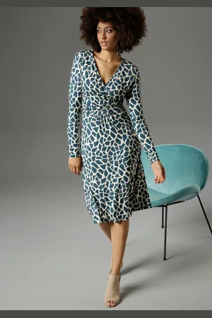 Aniston Jerseykleid, mit farbigem animal-print