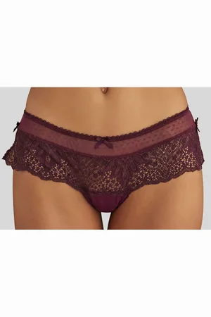vivance collection Stringpanty, aus extravaganter Spitze mit seitlichen Schlitzen