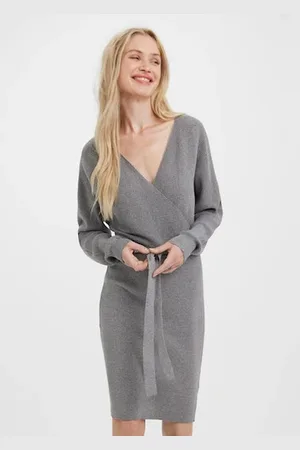 VERO MODA Strickkleid »VMHOLLYREM LS V-NECK DRESS GA NOOS«