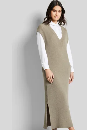 Bugatti Strickkleid, mit kurzem Arm