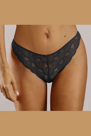 vivance collection String »Mirabella«, rundherum aus Spitze