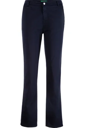 Benetton Chinohose, mit ausgestelltem Bein